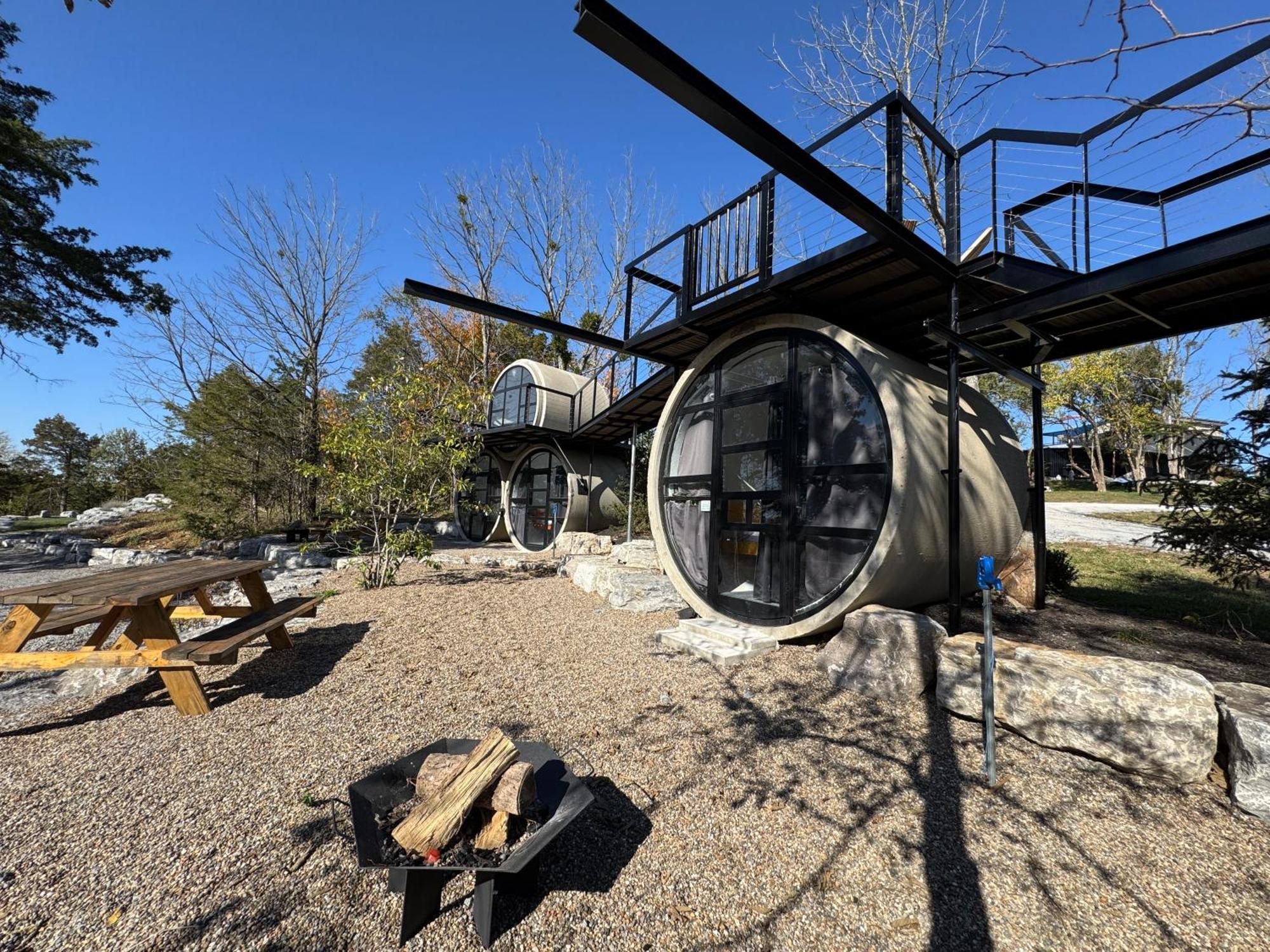 Hotel Lockridge Park Danville Exterior foto
